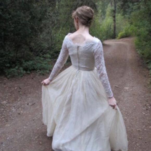 Antique Vintage Wedding Dress - Picture 5 of 8